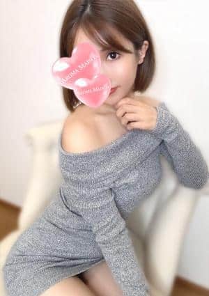 桐谷かれんの画像