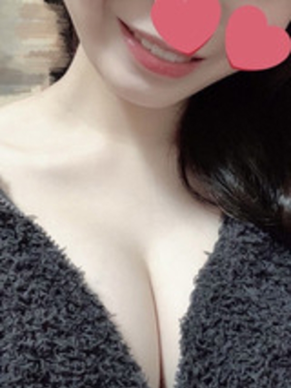 日向あんずの画像