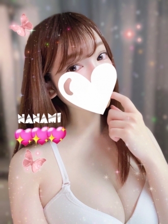 ななみまる〜SNS15万超H乳の画像