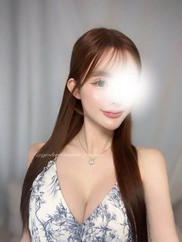 雨宮るねの画像