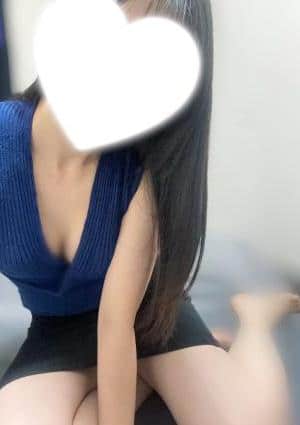 彩里みるの画像