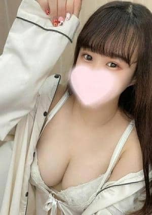 万里乃ひまりの画像