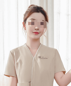 スタッフ１の画像