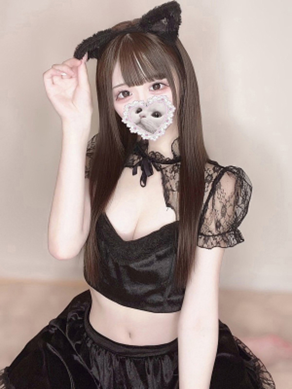 華渕えれのの画像