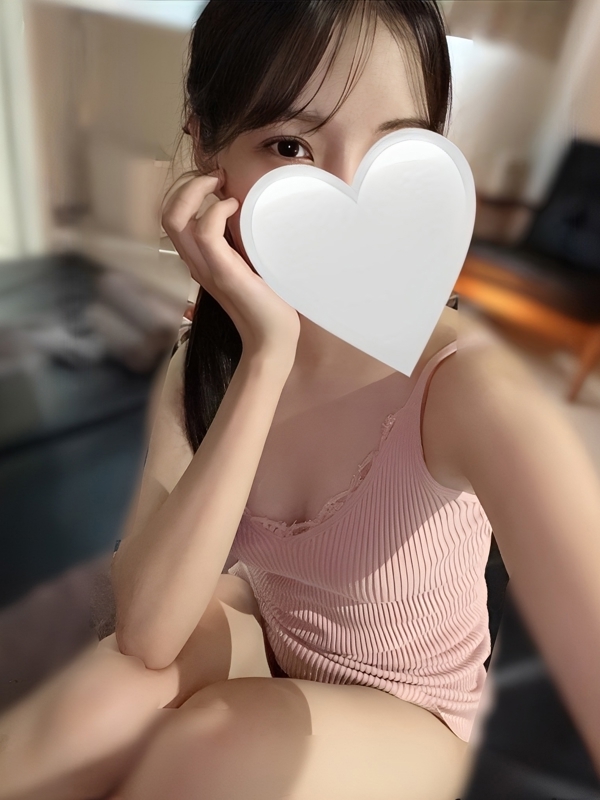 綾瀬れなの画像