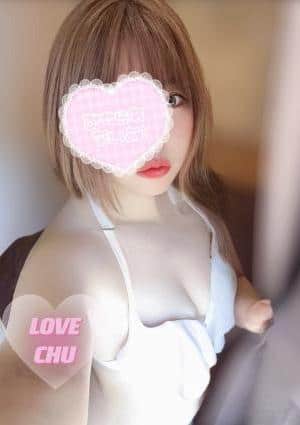 成海ひなの画像