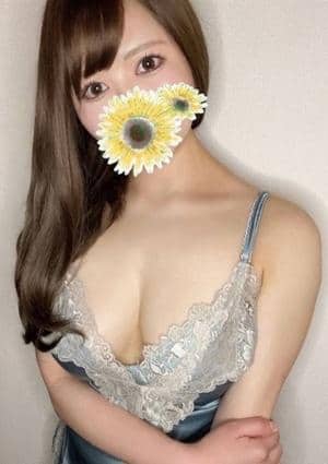 椎名あいのの画像