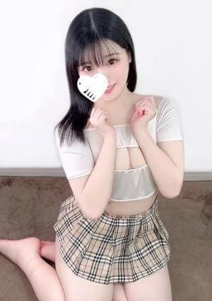 安達 ちひろの画像