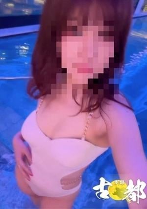 泉　リオナの画像