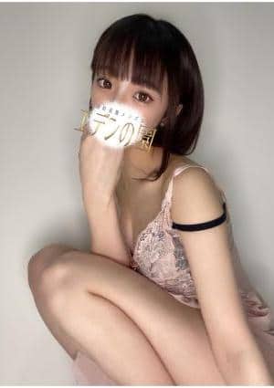 浅野ゆあの画像