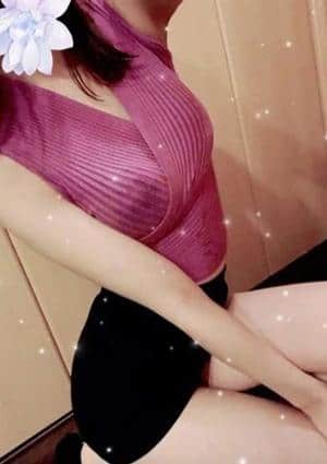 高遠なつめの画像