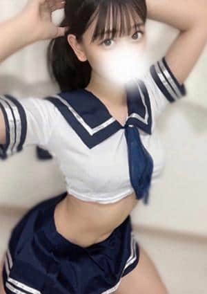 山下まりなの画像