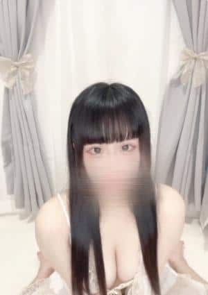 長尾るあの画像