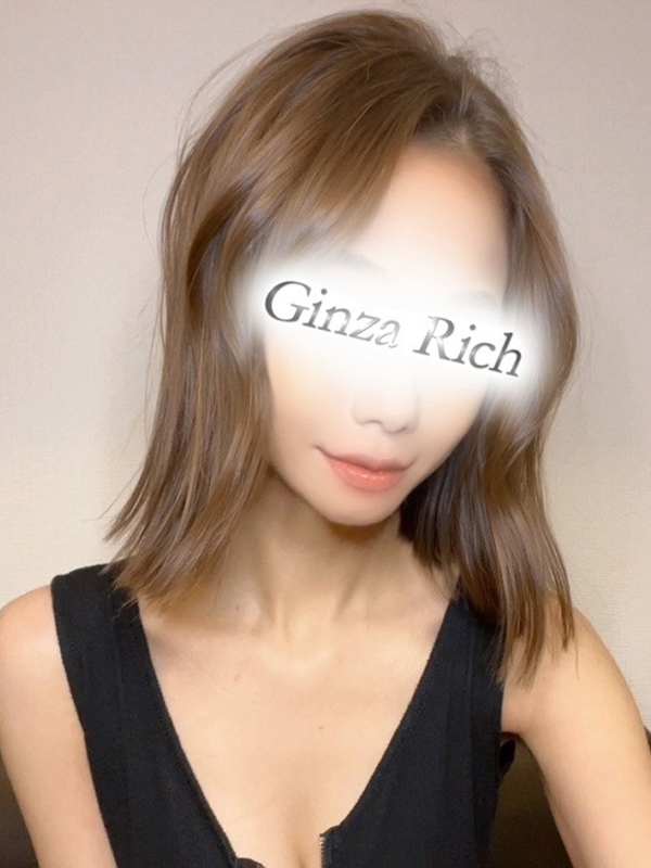 佐伯かりなの画像