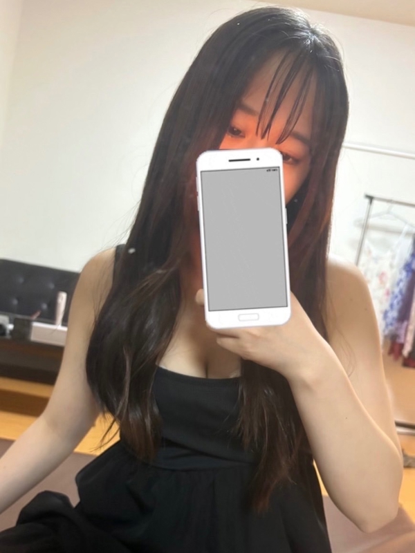 菜月ひなの画像