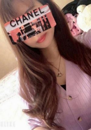 友坂ゆうりの画像