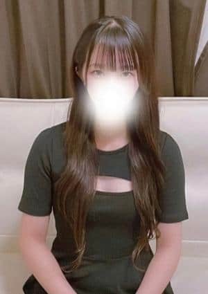新人りりの画像