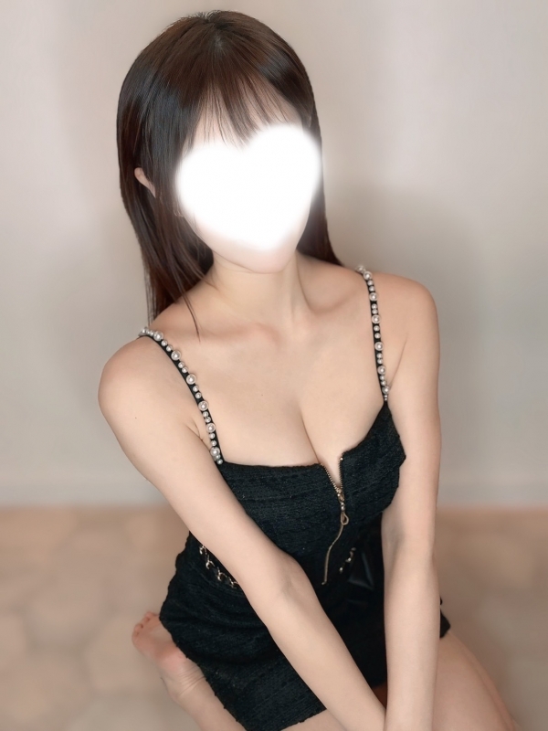 山下あやかの画像