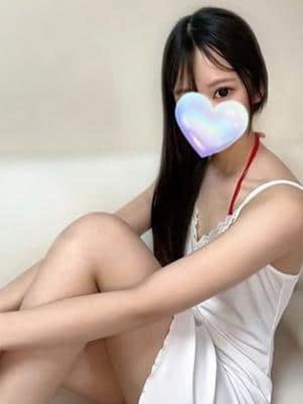 夜咲れあの画像