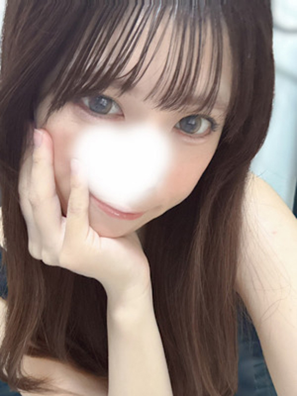 小春まどかの画像