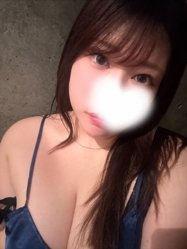 百瀬ゆいの画像