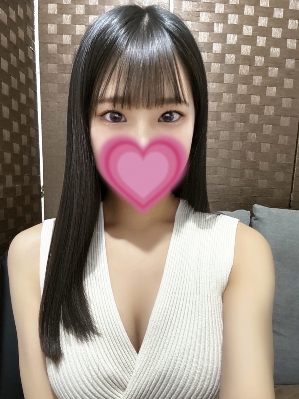 黒木めいの画像