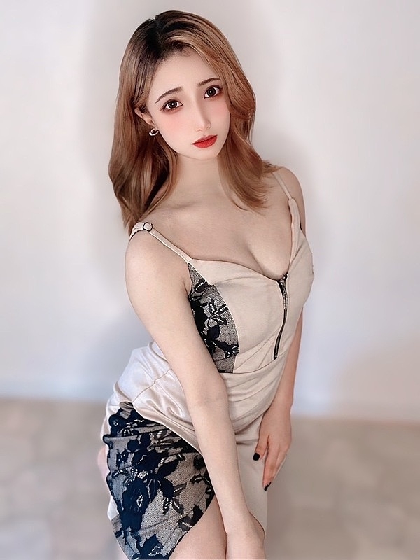 富岡りさの画像