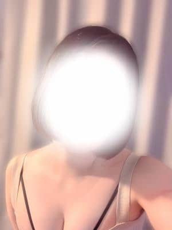 小柳ももの画像