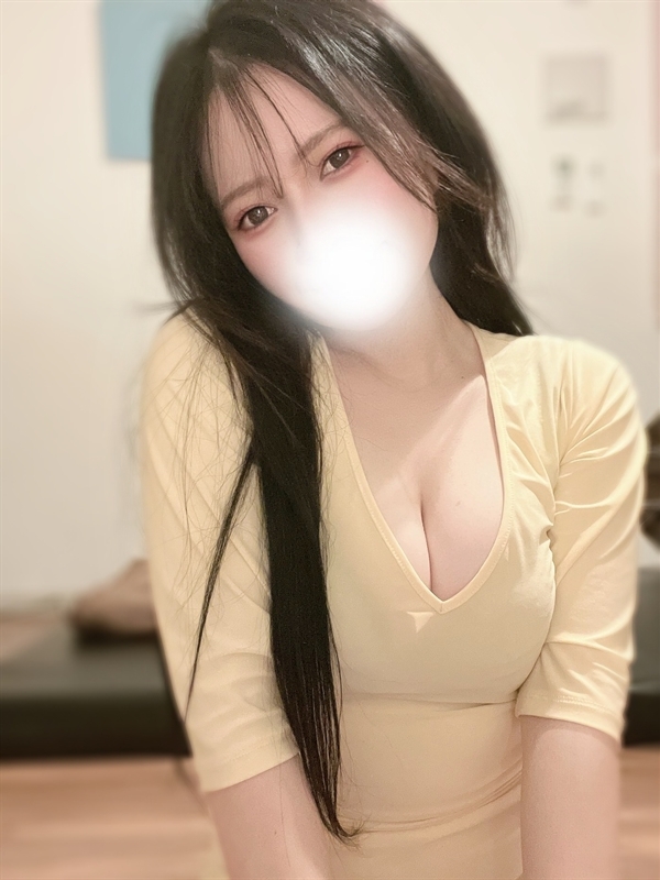 川谷えれんの画像