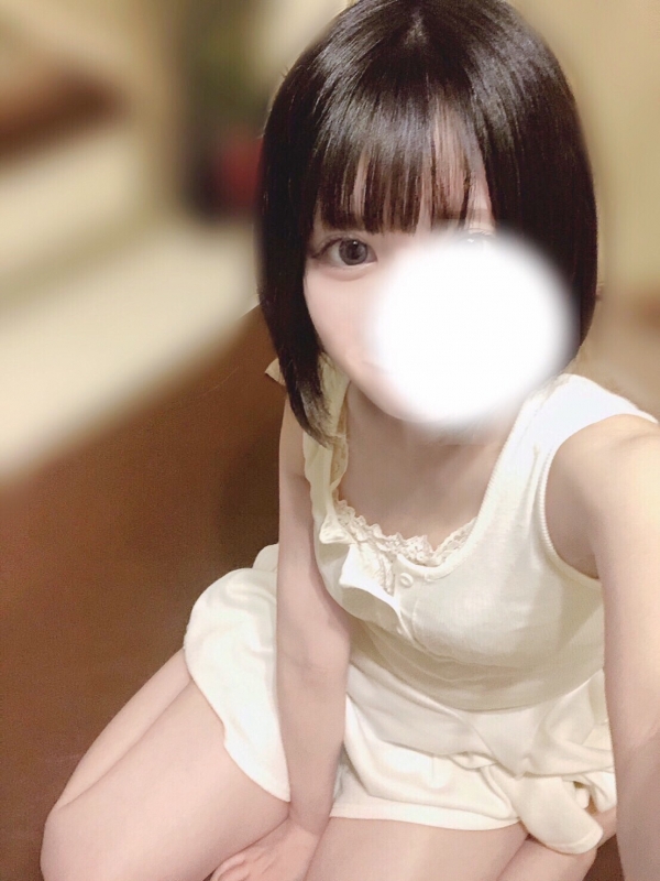 上村れなの画像