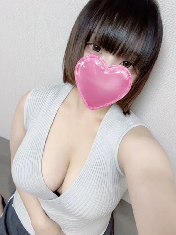 桐生かなのの画像