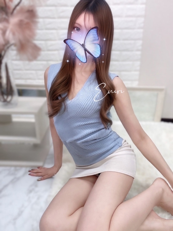 月城えみりの画像