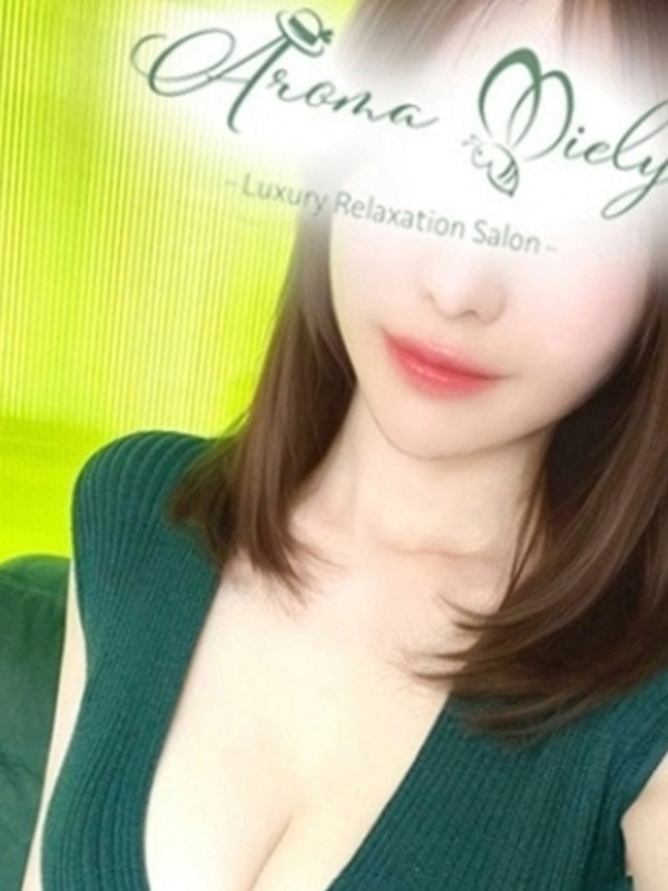 高峰れみの画像