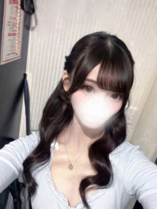 白石ひよりの画像