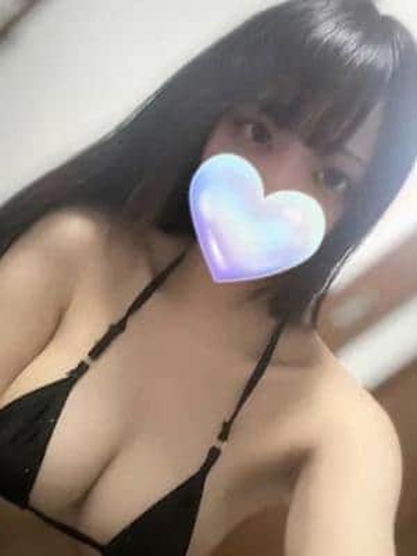 白鳥ねねの画像