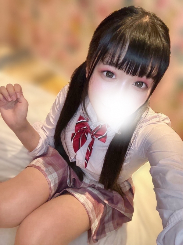 鈴川さなの画像