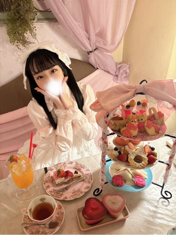 西園寺ひかりの画像