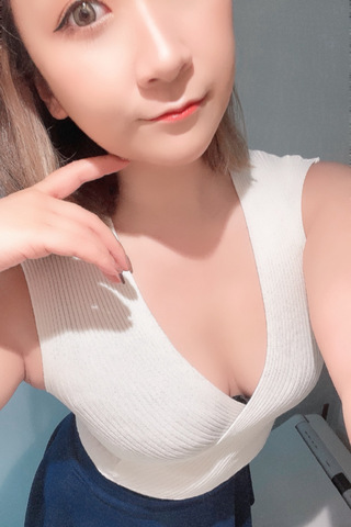 滝河 みおりの画像