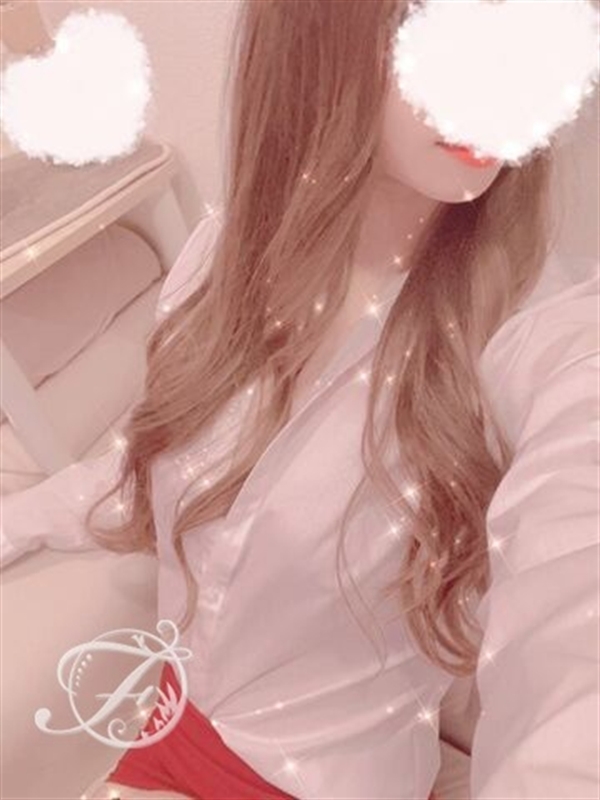 篠崎りょうかの画像