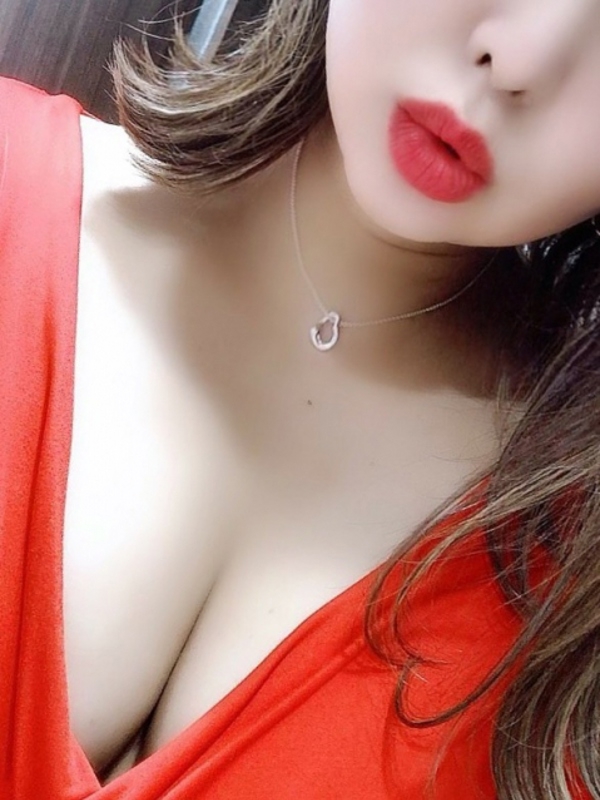 吉野 めいの画像