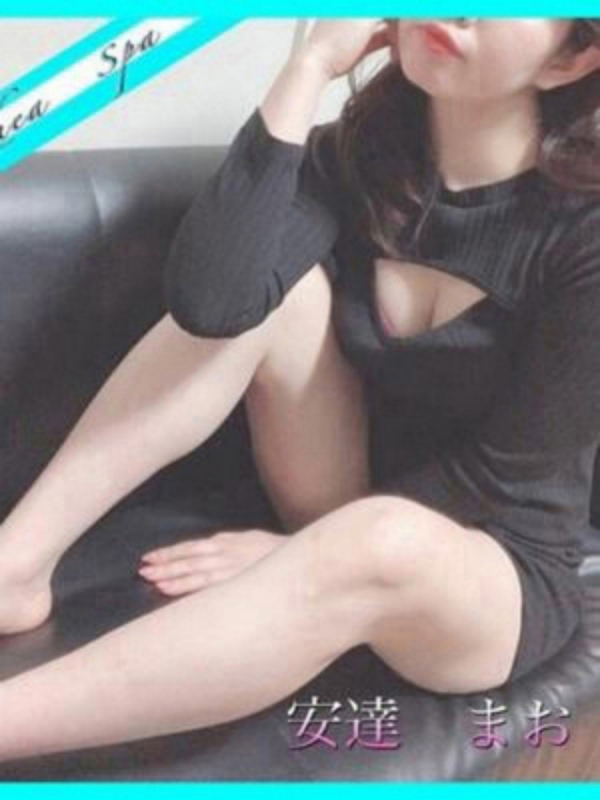 安達まおの画像