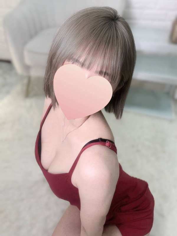 愛瀬すずの画像