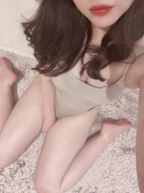 長谷川かれんの画像