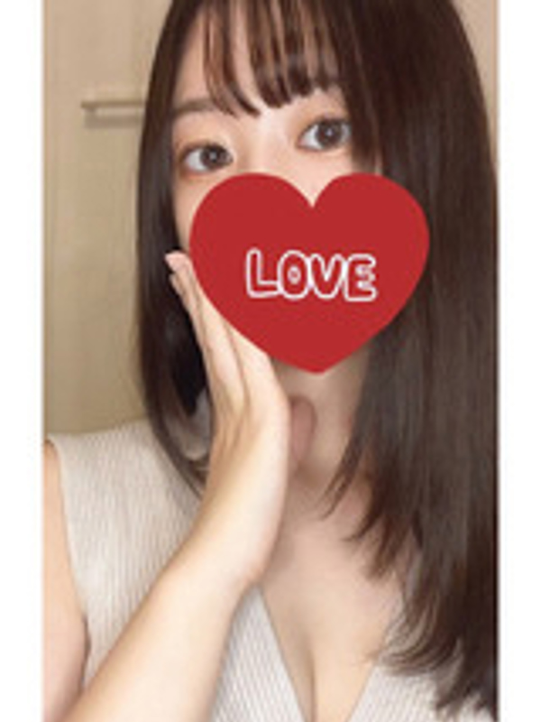 小鳥遊はるの画像