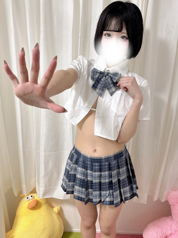 綾瀬みなとの画像