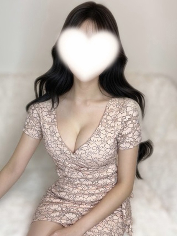 綾瀬　れいなの画像