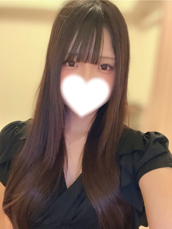 篠田ゆあの画像