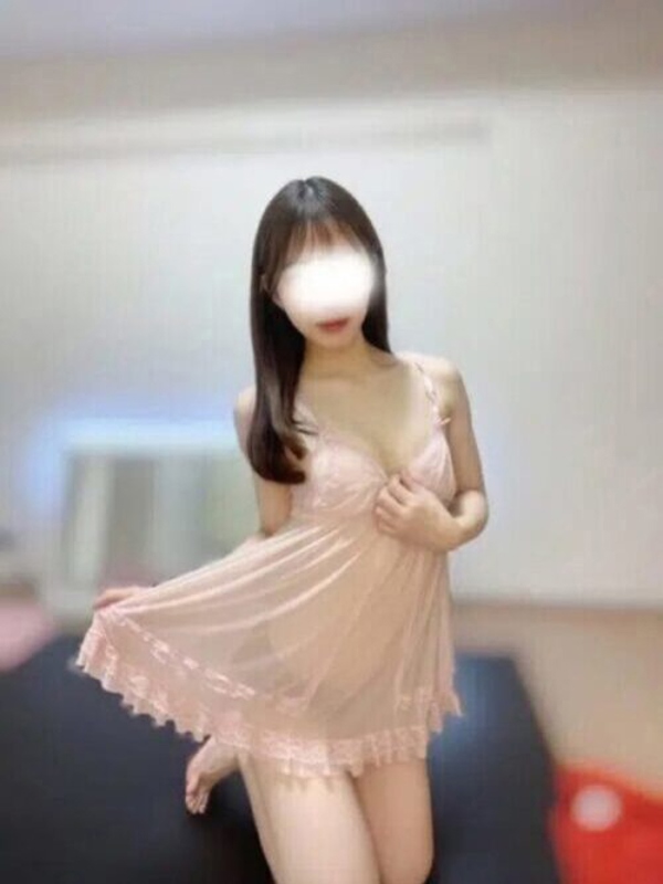 月乃ゆな | Weal（ウィール）秋葉原