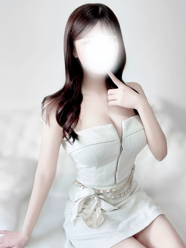 美月こはるの画像