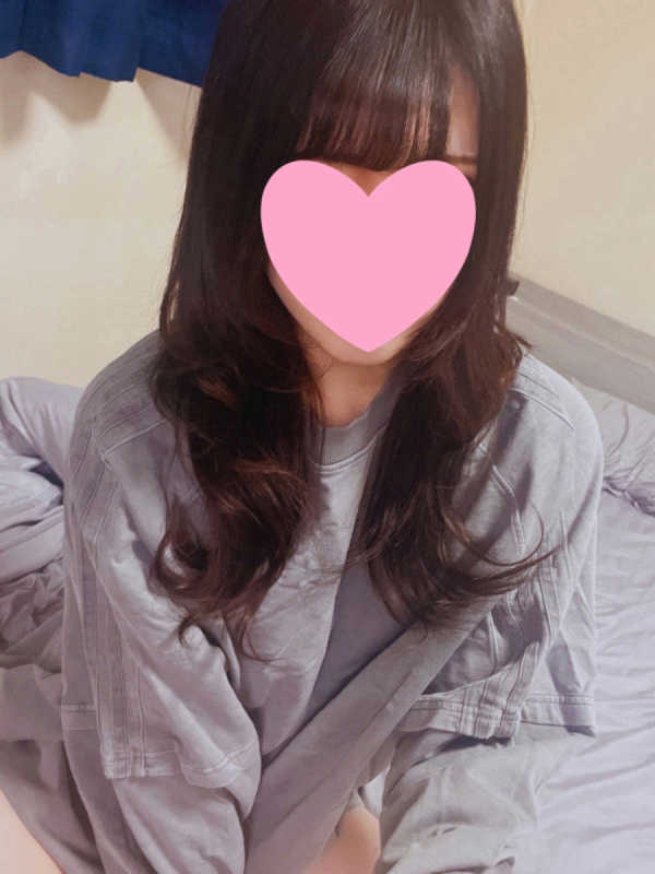 《新人》日向なつめの画像